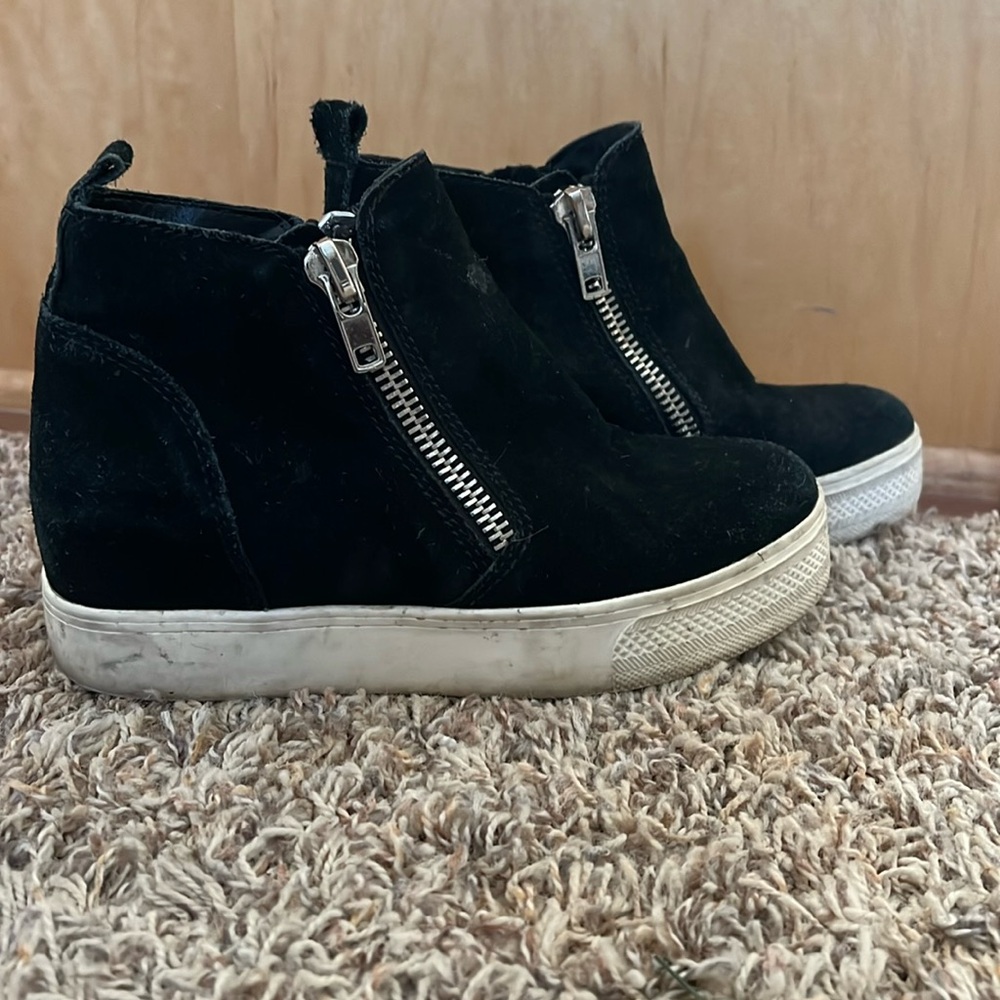 Steve Madden platform shoes